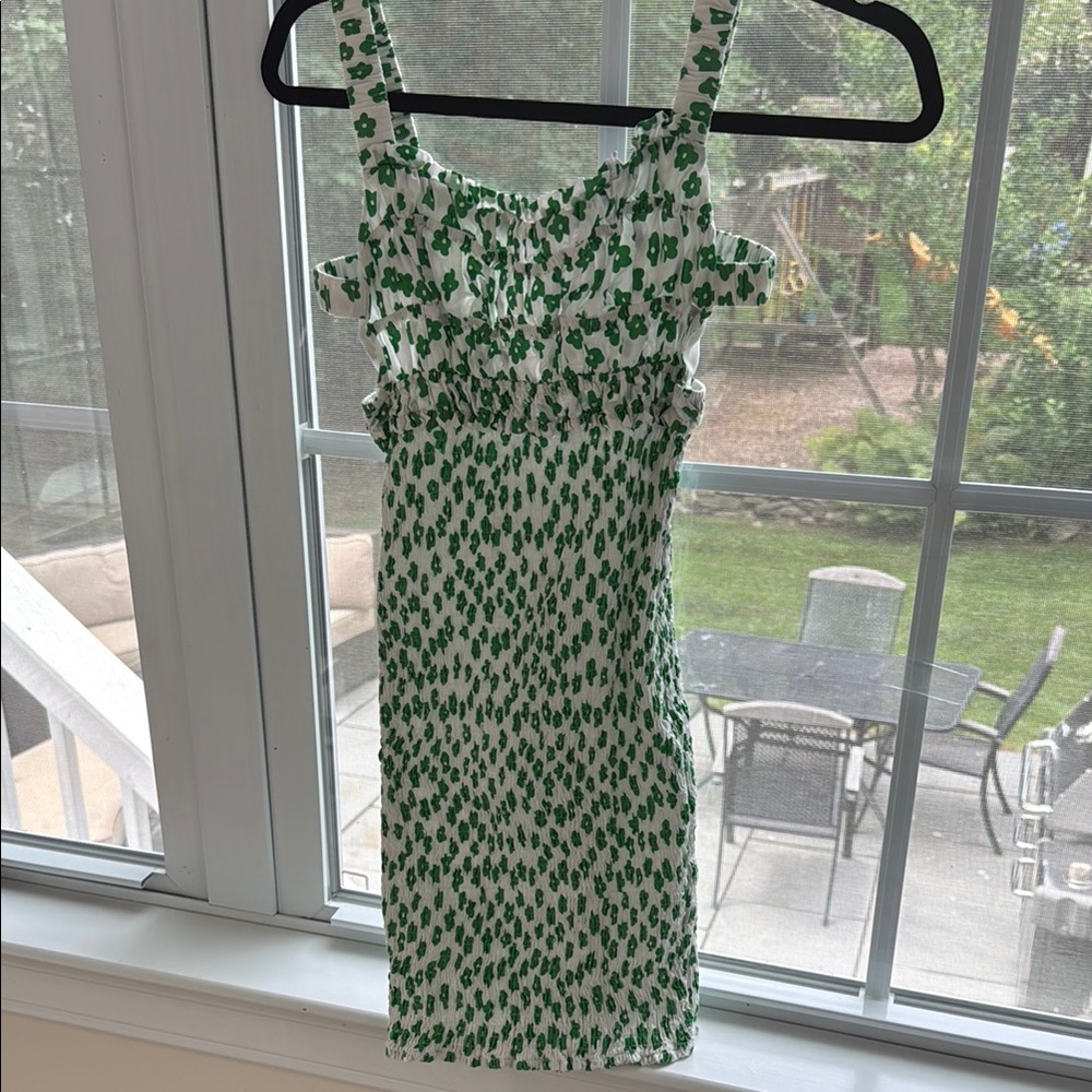 Size small adorable mini dress